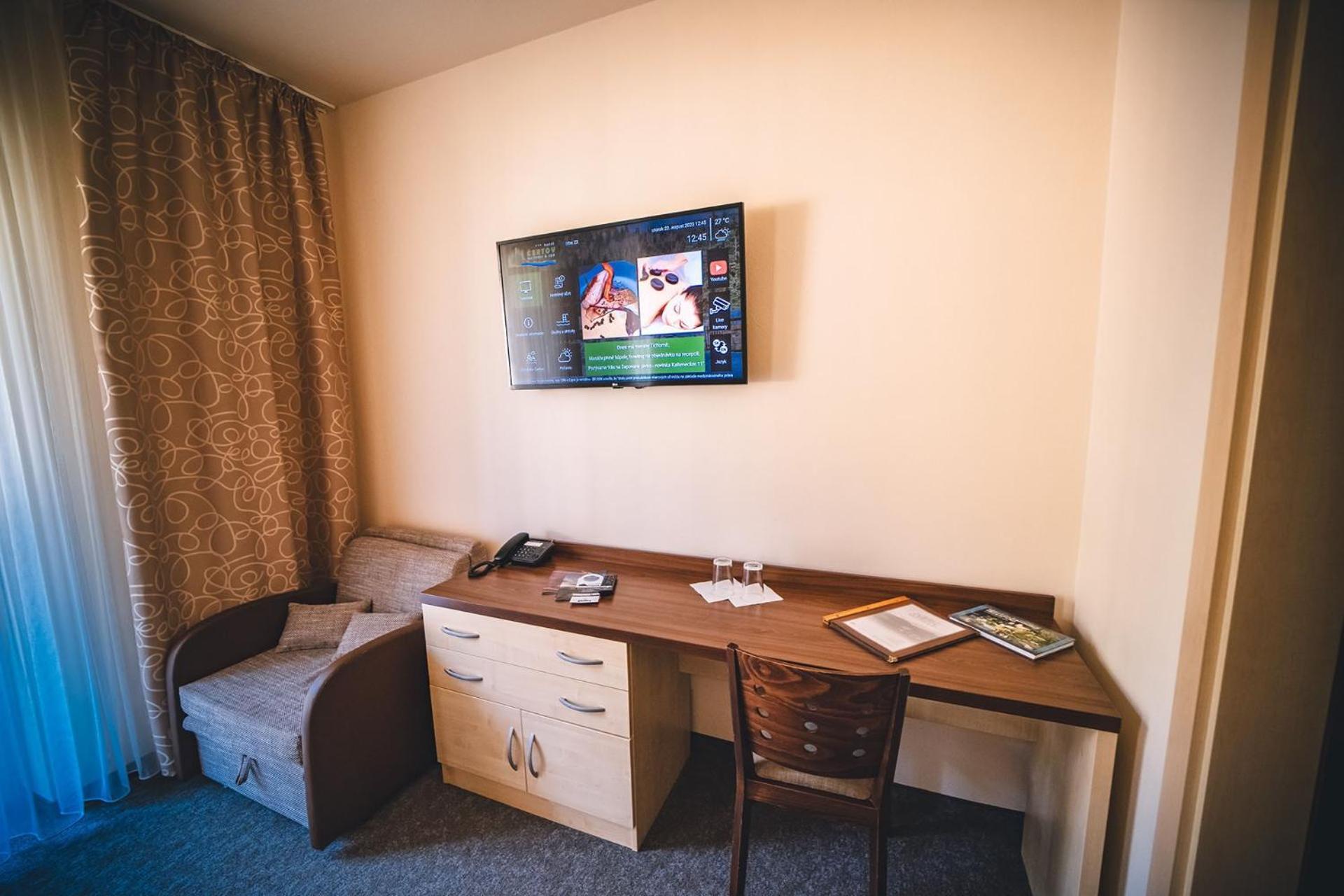 Wellness & Spa Hotel Certov Exterior photo